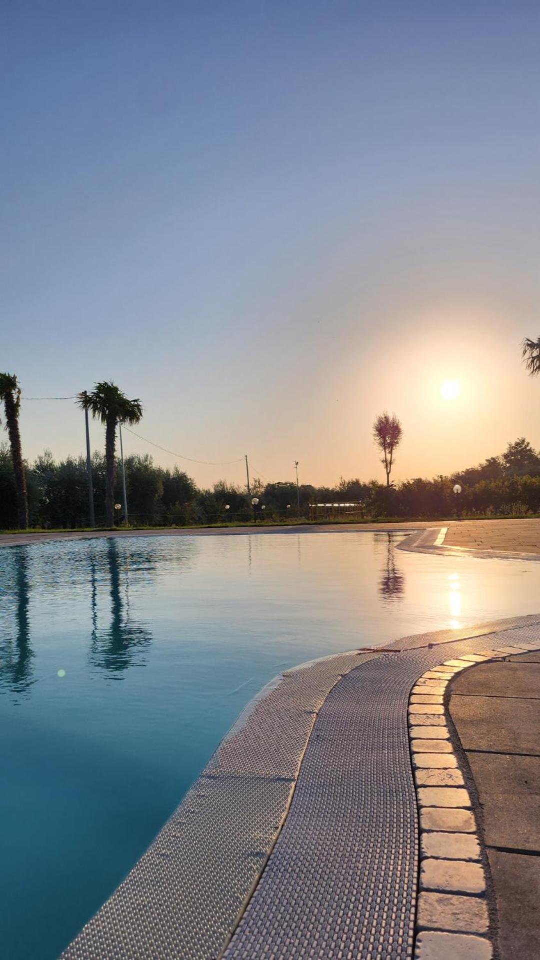 Masseria Spinale Wine Resort ملفي المظهر الخارجي الصورة